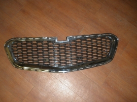 Chevy  CHEVROLET MALIBU FRONT CENTER RADIATOR GRILLE  - Grille - 22995179